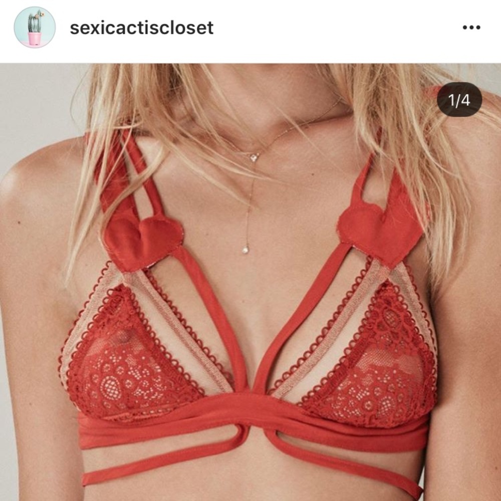 For love & lemons skivvies heart bra NWT